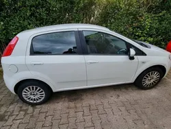Weiß Gebraucht 2009 Fiat Punto Active Kleinwagen | 2.800 € (Etwas zu teuer)