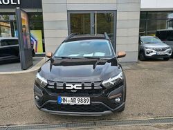 Schwarz Gebraucht 2024 Dacia Jogger Extreme Limousine | 22.395 € (Fairer Preis)
