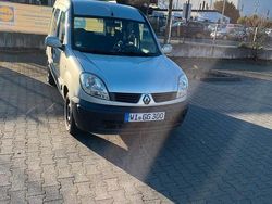 Gebraucht 2006 Renault Kangoo Kleinwagen | 2.350 €