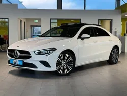Weiß Gebraucht 2022 Mercedes CLA180 Limousine | 29.795 € (Fairer Preis)