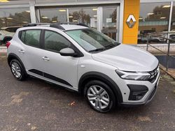 Moonstone grau metal Gebraucht 2023 Dacia Sandero Expression Kleinwagen | 14.250 € (Fairer Preis)