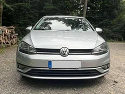 Silber Gebraucht 2019 VW Golf VII Highline Kombi | 9.200 € (Guter Preis)