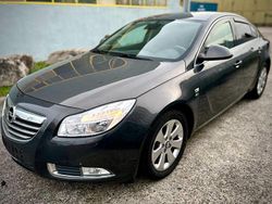 Grau Gebraucht 2012 Opel Insignia Limousine | 6.999 € (Etwas zu teuer)