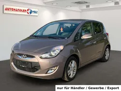 Braun Gebraucht 2015 Hyundai ix20 Edition Van / Kleinbus | 8.499 € (Superpreis)