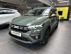 Perlmuttschwarz metallic Neu 2025 Dacia Jogger Extreme Van / Kleinbus | 22.990 € (Etwas zu teuer)