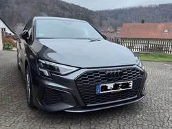 Grau Gebraucht 2022 Audi A3 Sportback e-tron S-Line Limousine | 28.199 € (Fairer Preis)