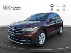 Braun Gebraucht 2020 VW Tiguan Elegance SUV | 29.490 € (Fairer Preis)