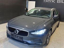 Grau Gebraucht 2020 Volvo V90 Momentum Kombi | 15.000 €