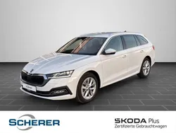 Moonweiß perleffekt Gebraucht 2023 Skoda Octavia Style Kombi | 24.990 € (Guter Preis)