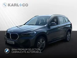 Grau Gebraucht 2022 BMW X1 Advantage SUV | 28.990 € (Fairer Preis)