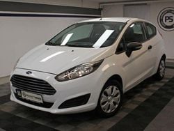 Weiß Gebraucht 2014 Ford Fiesta Ambiente Limousine | 6.490 € (Guter Preis)