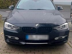 Schwarz Gebraucht 2014 BMW 320 Kombi | 8.500 € (Guter Preis)