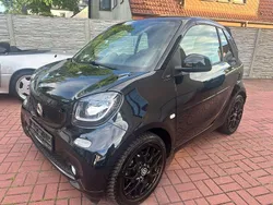 Schwarz Gebraucht 2017 Smart ForTwo Cabrio Prime Cabrio | 11.450 € (Fairer Preis)