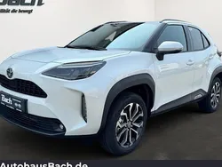Weiß Gebraucht 2025 Toyota Yaris Cross SUV | 30.520 € (Guter Preis)
