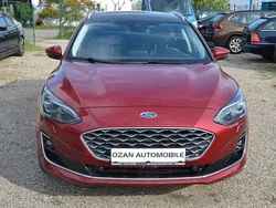 Rot Gebraucht 2019 Ford Focus Vignale Limousine | 18.900 € (Fairer Preis)