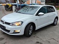 Weiß Gebraucht 2015 VW Golf LOUNGE Limousine | 8.300 € (Fairer Preis)