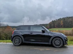 Schwarz Gebraucht 2015 Mini Cooper D Kleinwagen | 10.990 € (Fairer Preis)