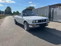 Weiß Gebraucht 1989 BMW 320 Cabriolet Shadowline Cabrio | 29.500 €