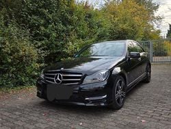 Schwarz Gebraucht 2014 Mercedes C220 Avantgarde Limousine | 11.000 € (Superpreis)