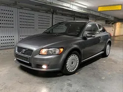 Grau Gebraucht 2006 Volvo C30 Momentum Kleinwagen | 5.500 € (Etwas zu teuer)