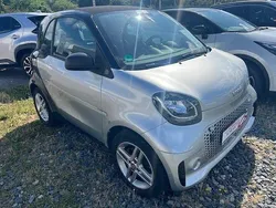 Bodypanels in cool silver (met Gebraucht 2021 Smart ForTwo Electric Drive Coupé | 9.890 € (Fairer Preis)