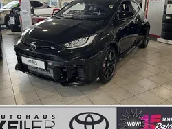 Schwarz Neu 2024 Toyota Yaris Limousine | 47.770 € (Fairer Preis)