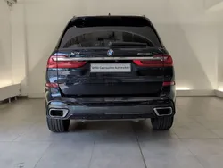 Schwarz Gebraucht 2022 BMW X7 M Sport SUV | 63.870 € (Guter Preis)