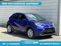 Juniper blue metallic Neu 2024 Toyota Aygo Active Kleinwagen | 18.390 €