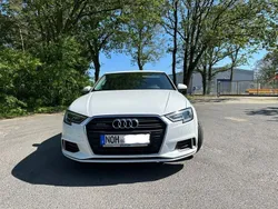 Weiß Gebraucht 2016 Audi A3 Sport Limousine | 13.500 € (Fairer Preis)