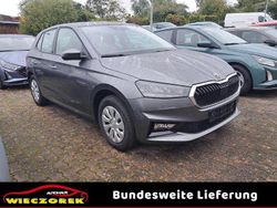 Grau Neu 2025 Skoda Fabia Drive Limousine | 20.299 € (Guter Preis)