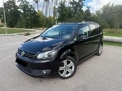 Schwarz Gebraucht 2014 VW Touran Life Van / Kleinbus | 8.999 € (Etwas zu teuer)