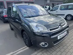 Grau Gebraucht 2013 Citroën Berlingo SELECTION Van / Kleinbus | 7.600 € (Etwas zu teuer)