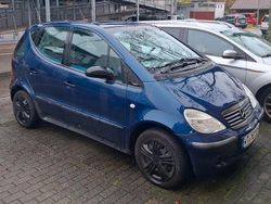 Blau Gebraucht 2002 Mercedes A140 Classic Van / Kleinbus | 650 € (Superpreis)