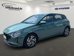 Gruen Neu 2025 Hyundai i20 Trend Limousine | 21.990 € (Fairer Preis)
