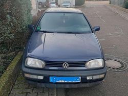 Blau Gebraucht 1984 VW Golf Limousine | 950 €