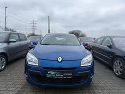 Blau Gebraucht 2012 Renault Mégane III Expression Limousine | 5.499 € (Fairer Preis)