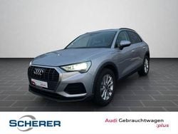 Florettsilber metallic (metallic) Gebraucht 2022 Audi Q3 Ambiente SUV | 25.900 € (Superpreis)