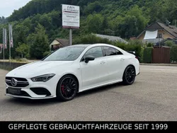 Weiß Gebraucht 2021 Mercedes CLA35 AMG AMG Limousine | 38.990 € (Guter Preis)