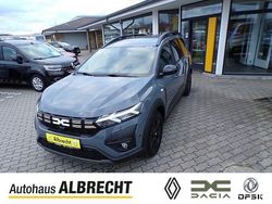 Grau Gebraucht 2023 Dacia Jogger Extreme Van / Kleinbus | 22.700 € (Etwas zu teuer)