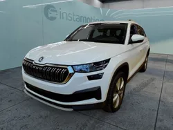 Weiß Gebraucht 2023 Skoda Kodiaq Style SUV | 43.740 € (Etwas zu teuer)