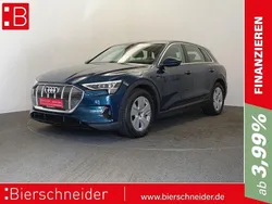 Blau Gebraucht 2022 Audi e-tron Comfort SUV | 29.450 € (Fairer Preis)