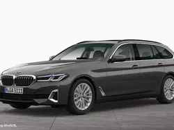 Sophistograu brillanteffekt Gebraucht 2022 BMW 520 Luxury Line Kombi | 43.888 €