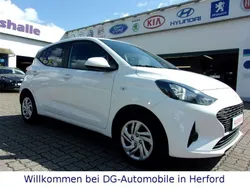Weiß Neu 2024 Hyundai i10 Trend Kleinwagen | 17.990 € (Fairer Preis)