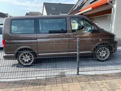Braun Gebraucht 2010 VW T5 Highline Van | 18.950 € (Superpreis)