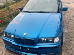 BMW 323 Compact