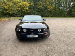 Schwarz Gebraucht 2005 Ford Mustang GT Cabrio | 21.000 €