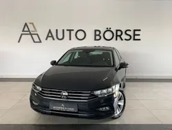 Grau Gebraucht 2020 VW Passat Business Limousine | 19.890 € (Fairer Preis)