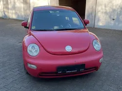 Rot Gebraucht 1999 VW Beetle Kleinwagen | 3.200 € (Etwas zu teuer)