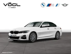Weiß Gebraucht 2021 BMW 330 Efficient Dynamics Limousine | 36.890 € (Teuer)