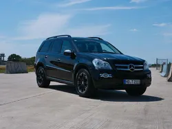 Schwarz Gebraucht 2009 Mercedes GL320 SUV | 14.400 € (Fairer Preis)
